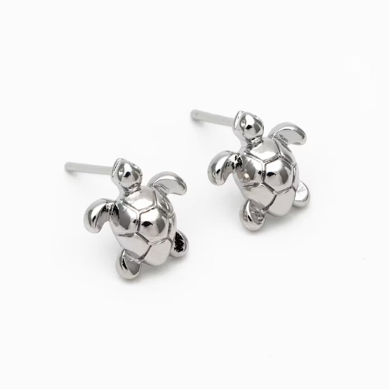 Turtle studs