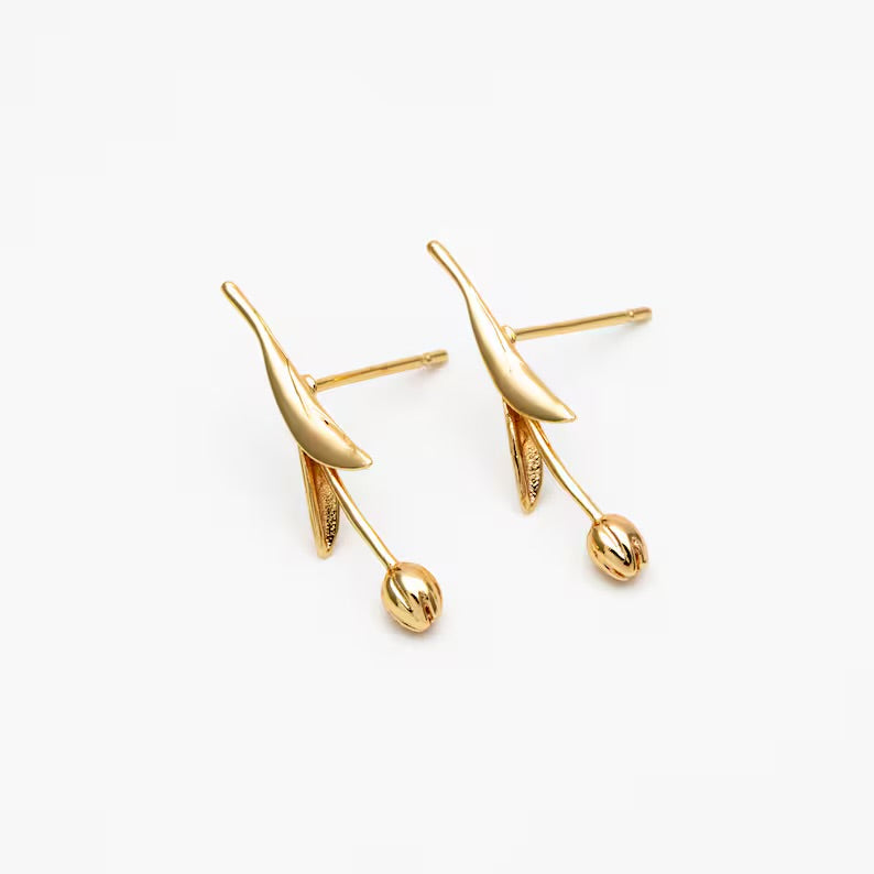 Tulip stud