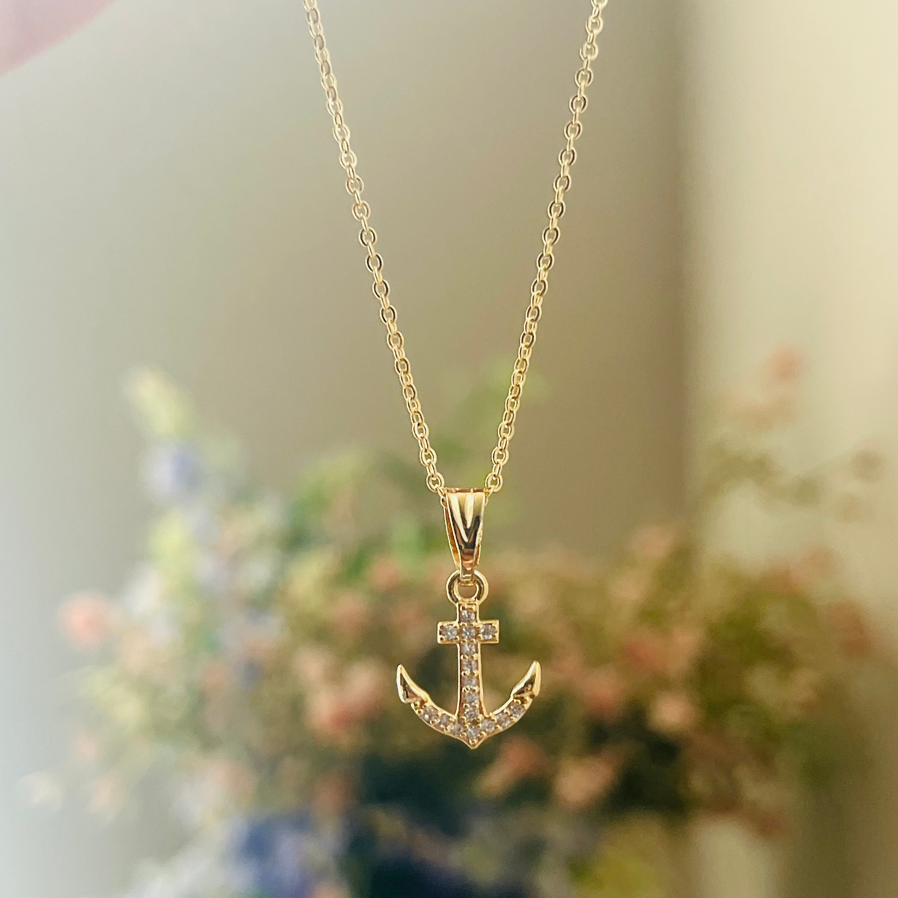 Anchor necklace