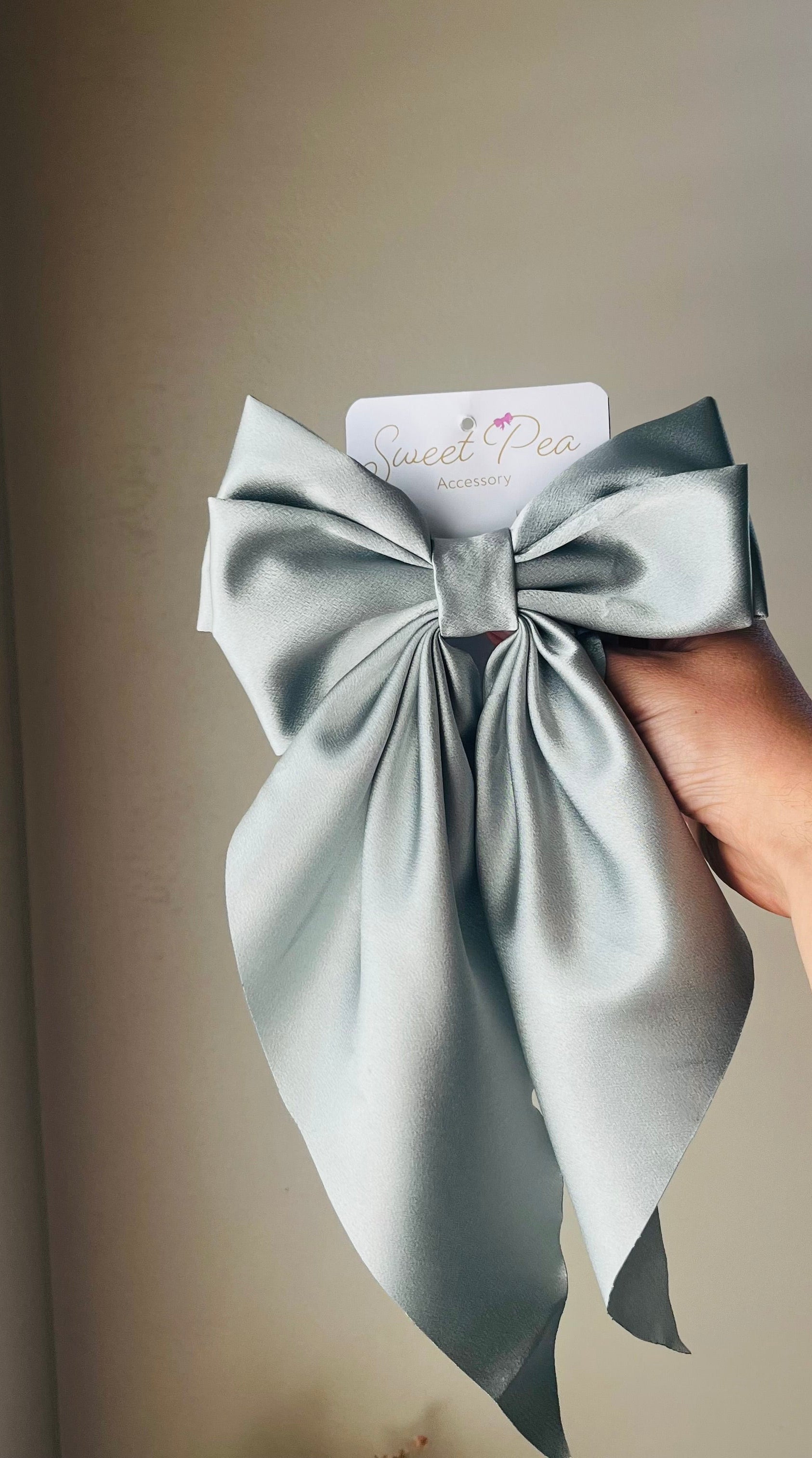 Big bows