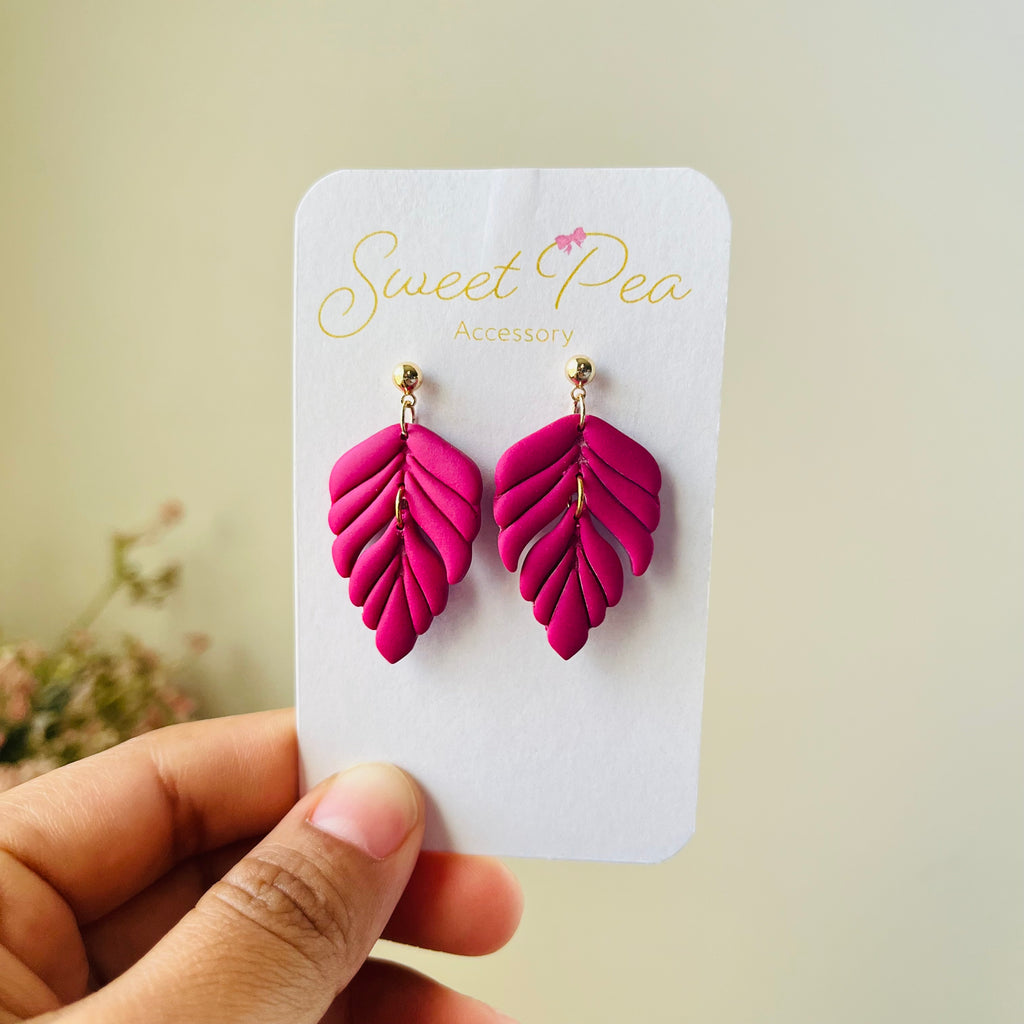 Dangle earrings