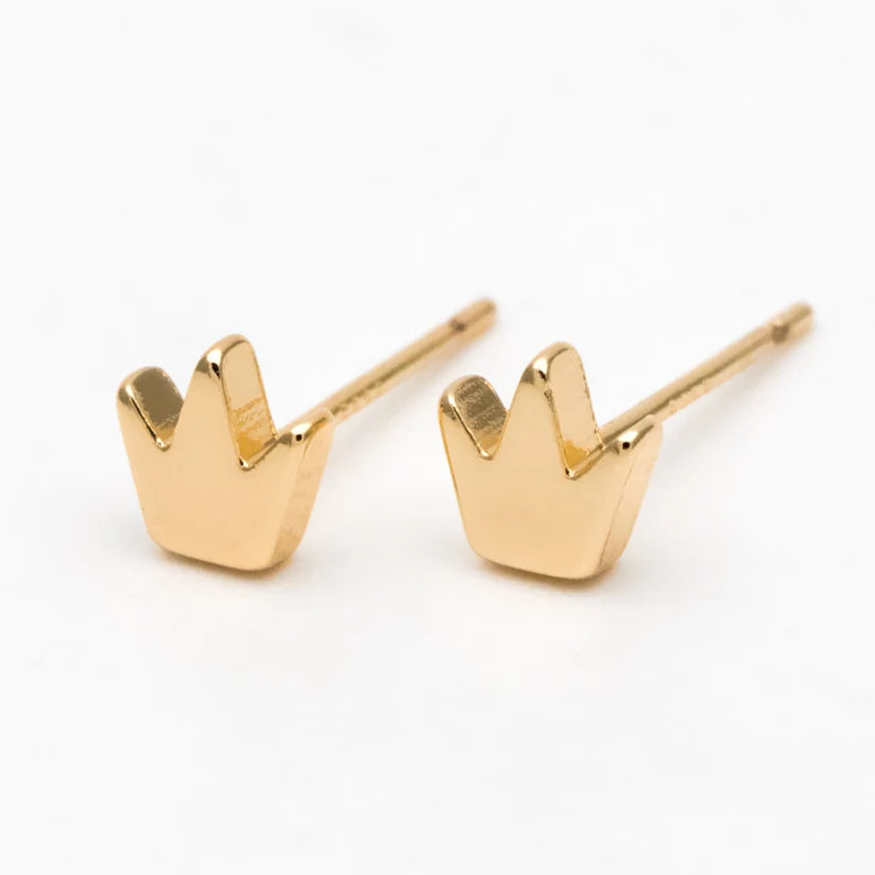 Crown studs