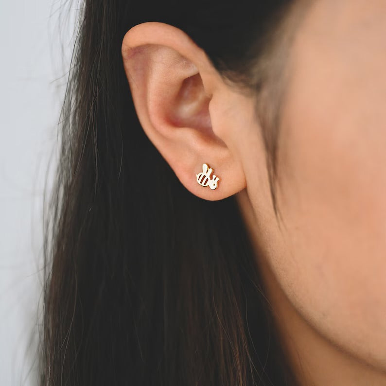 Bee 2D stud