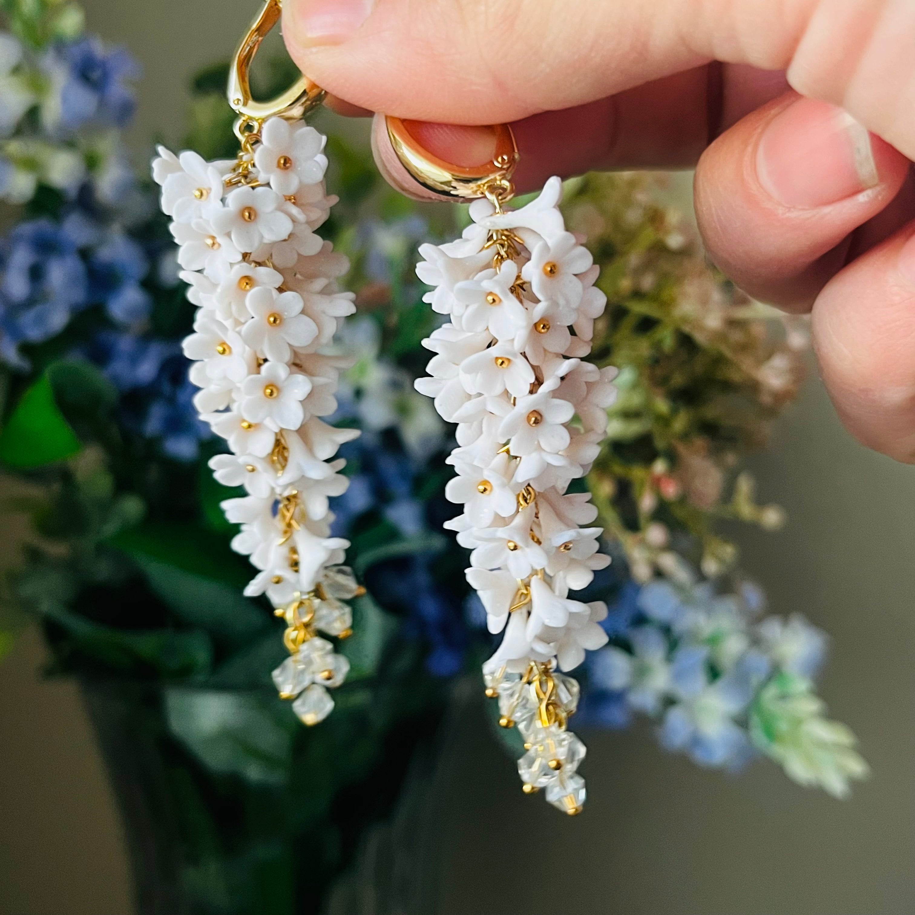 Chandelier earrings